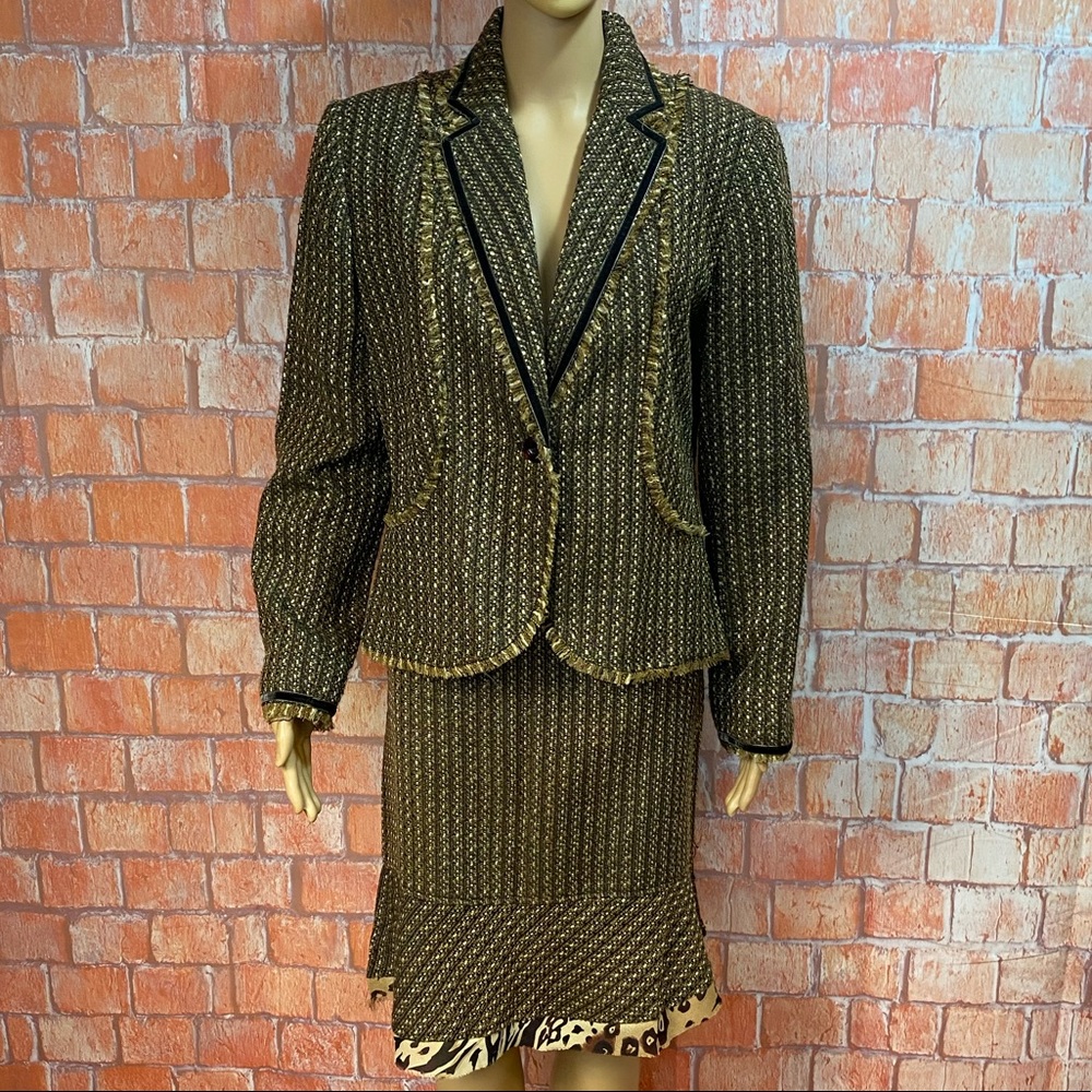 Versailles Brown Tweed Two-Piece Skirt Suit
